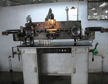 Lead in wire manufacturing machine